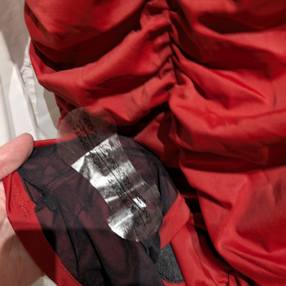 C5 NWT Torrid X Disney Mickey Mouse Bathing Suit Sz 4 D/DD - Picture 10 of 14